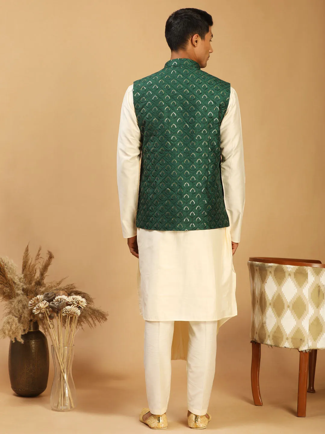 Vastramay Men's Green Jacket & Cream Kurta